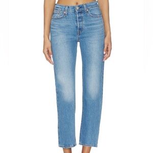 Levi Straight Leg Women’s Jeans